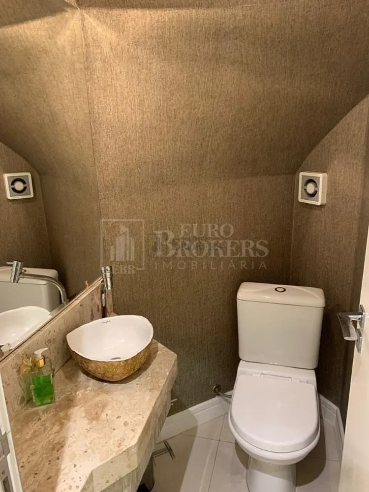 Cobertura, 4 quartos, 237 m² - Foto 2