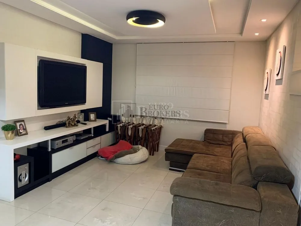 Cobertura, 4 quartos, 237 m² - Foto 3