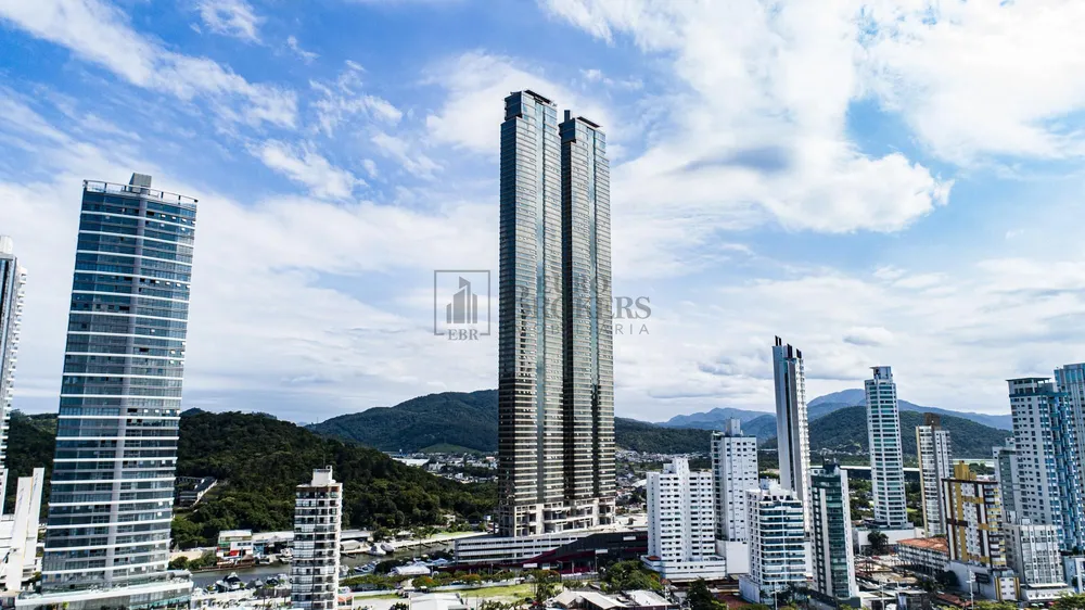 Apartamento, 4 quartos, 265 m² - Foto 2