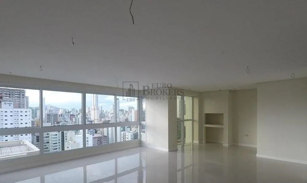 Apartamento, 4 quartos, 140 m² - Foto 1
