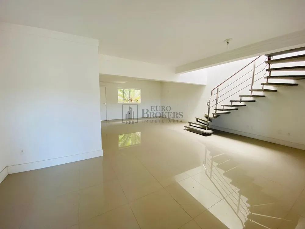 Casa, 3 quartos, 180 m² - Foto 3