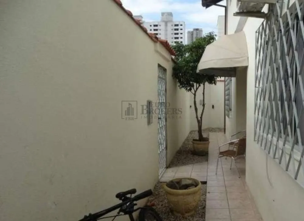 Casa, 5 quartos, 226 m² - Foto 2