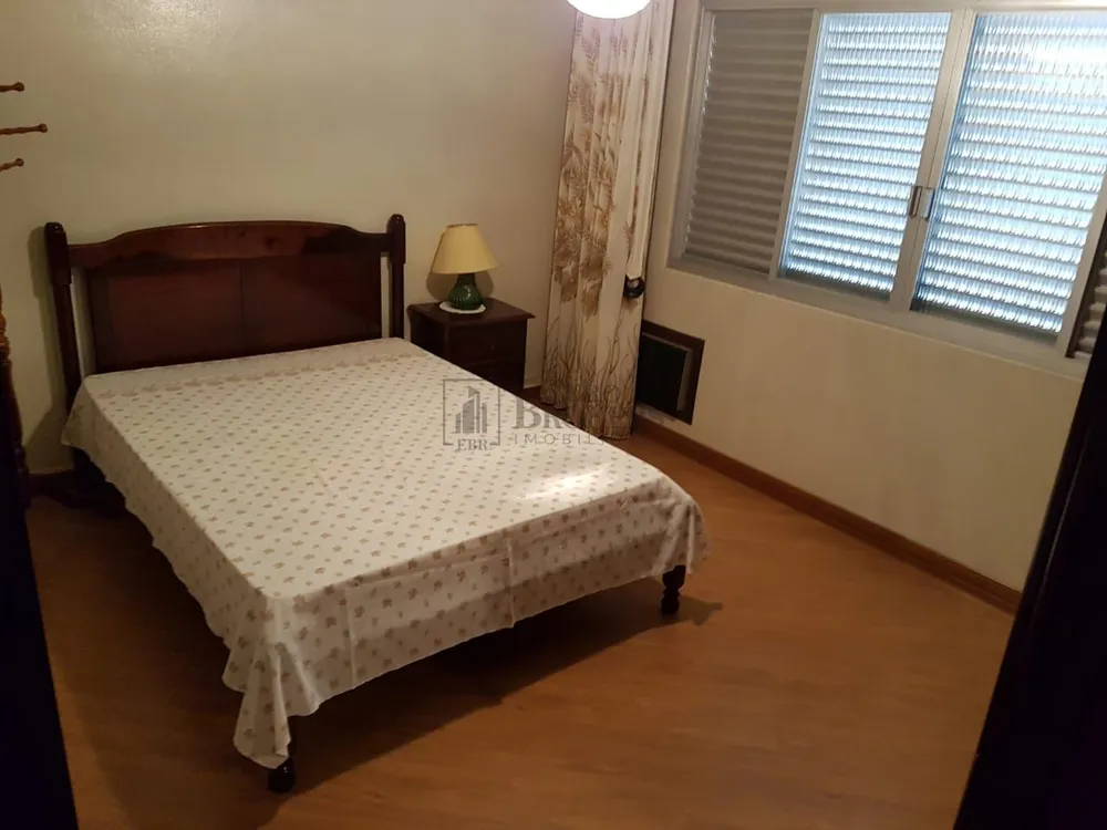 Casa, 7 quartos, 322 m² - Foto 4