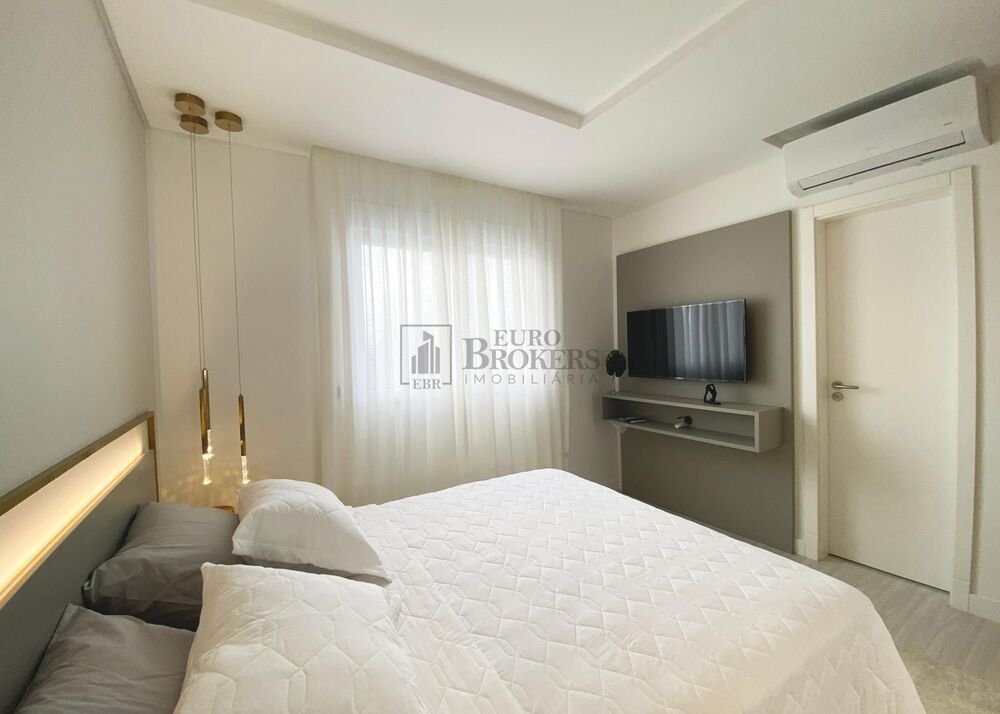 Cobertura, 4 quartos, 240 m² - Foto 2