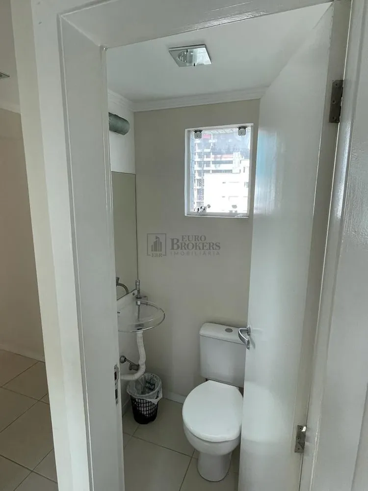 Apartamento, 3 quartos, 130 m² - Foto 3
