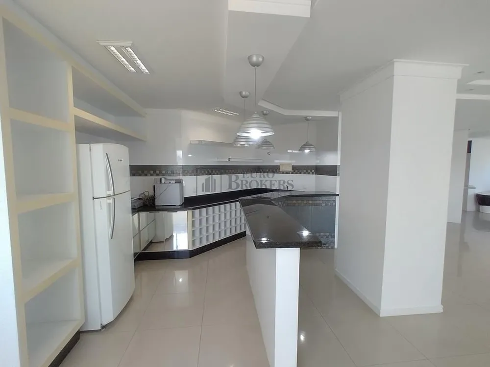 Apartamento, 3 quartos, 177 m² - Foto 1