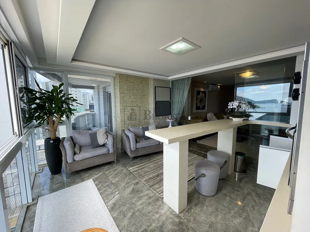 Apartamento, 3 quartos, 225 m² - Foto 4