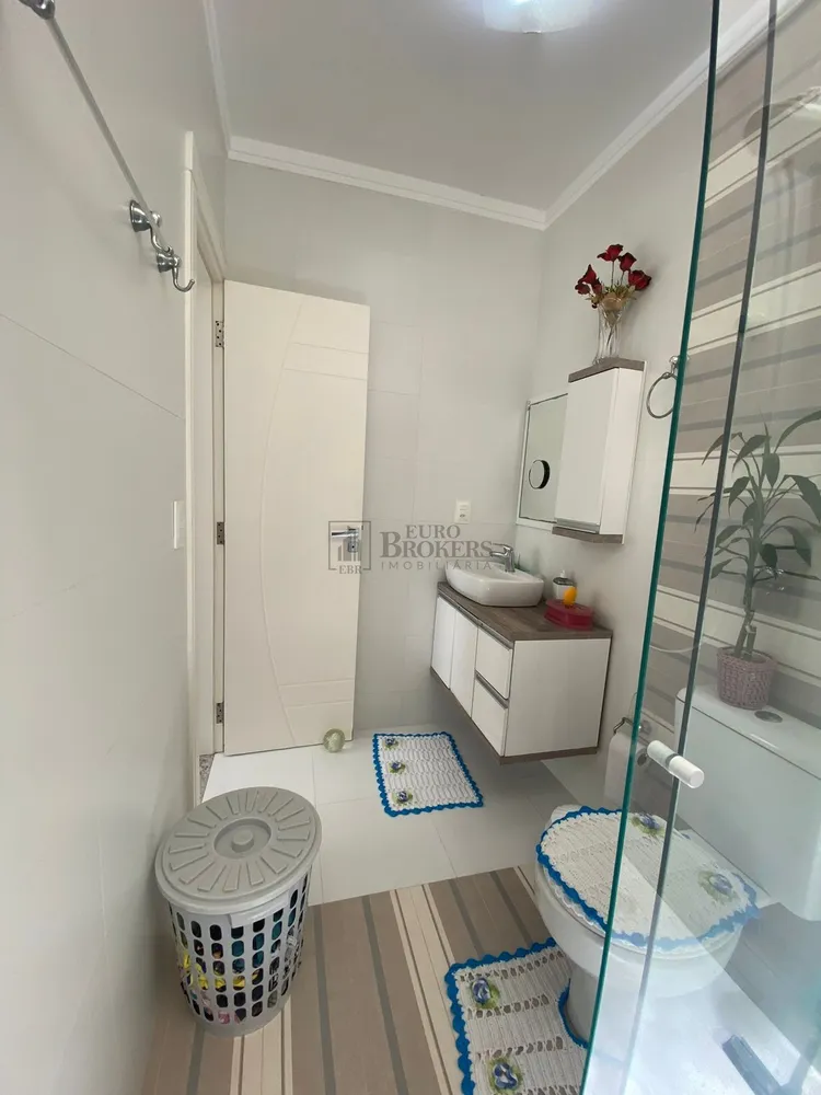 Sobrado, 3 quartos, 252 m² - Foto 4