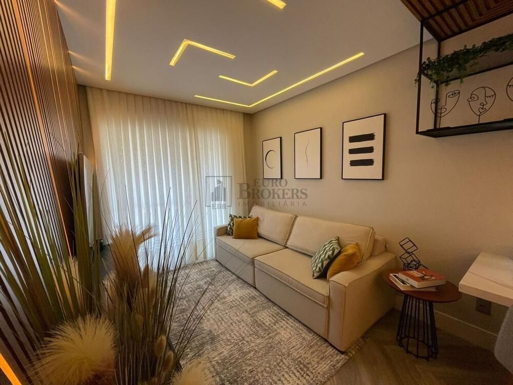 Apartamento à venda com 2 quartos, 77m² - Foto 2