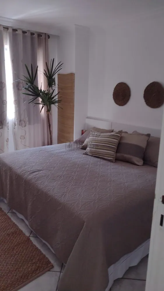 Apartamento, 3 quartos, 180 m² - Foto 1