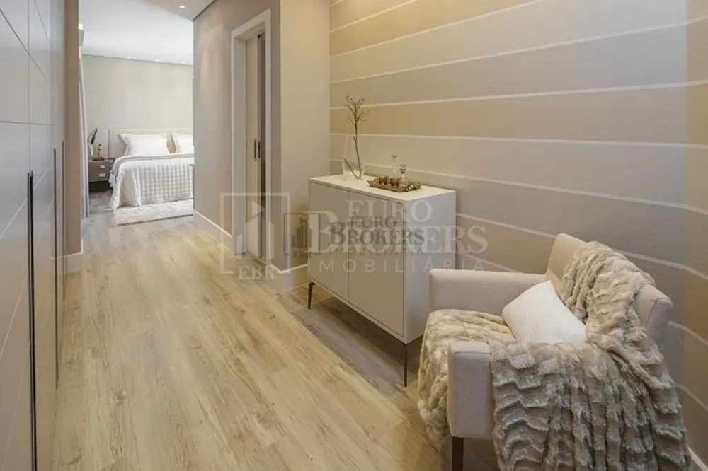 Apartamento, 4 quartos, 215 m² - Foto 2