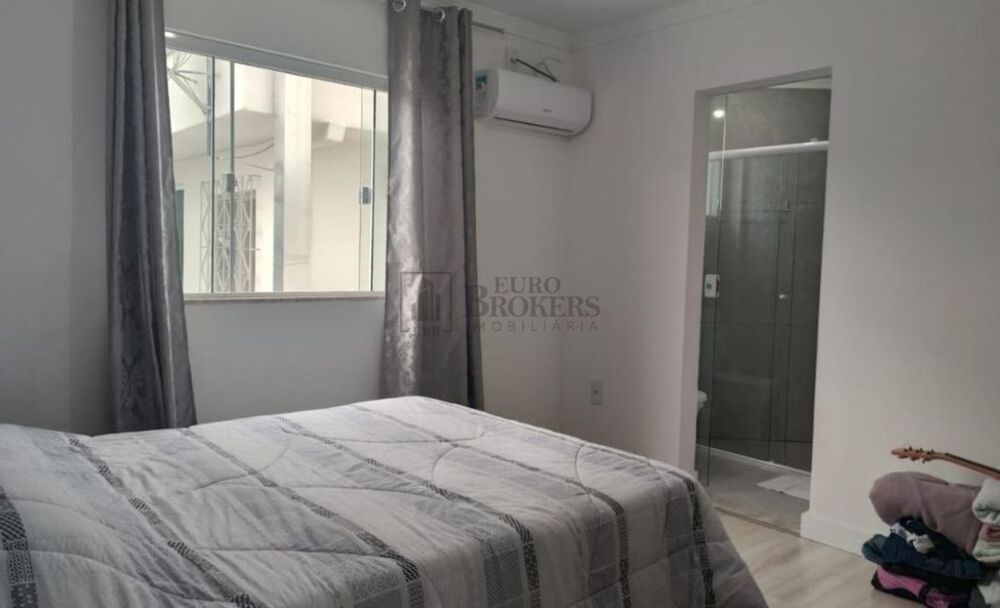 Sobrado, 3 quartos, 305 m² - Foto 4