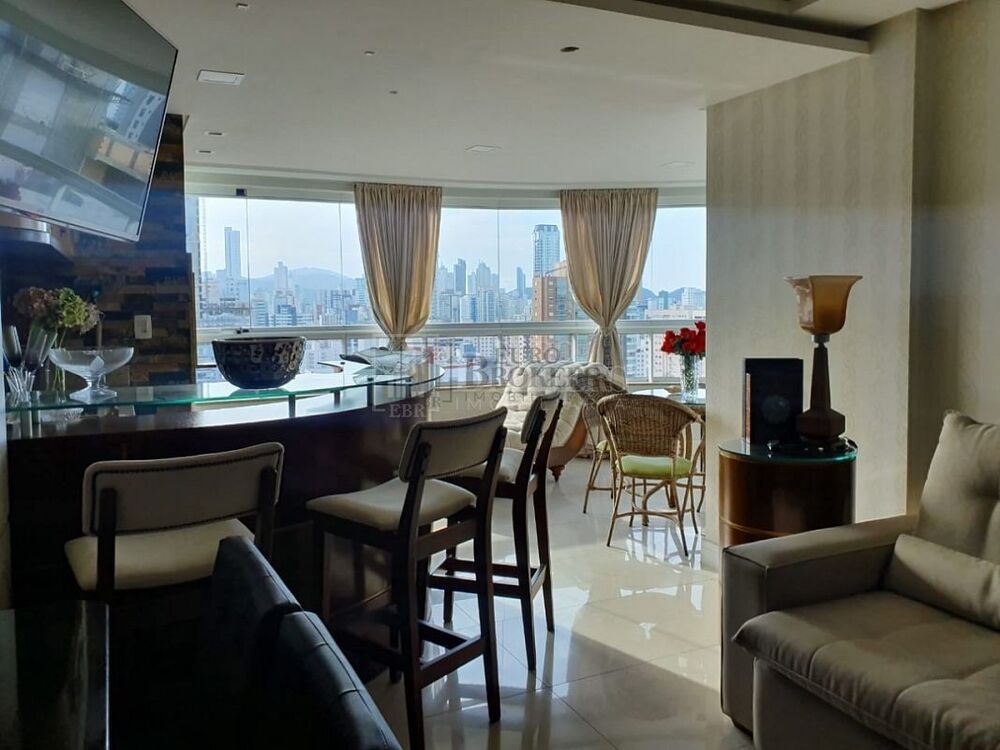 Apartamento, 4 quartos, 237 m² - Foto 3