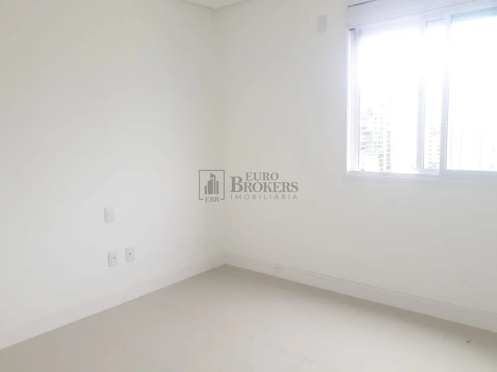 Apartamento, 3 quartos, 132 m² - Foto 3