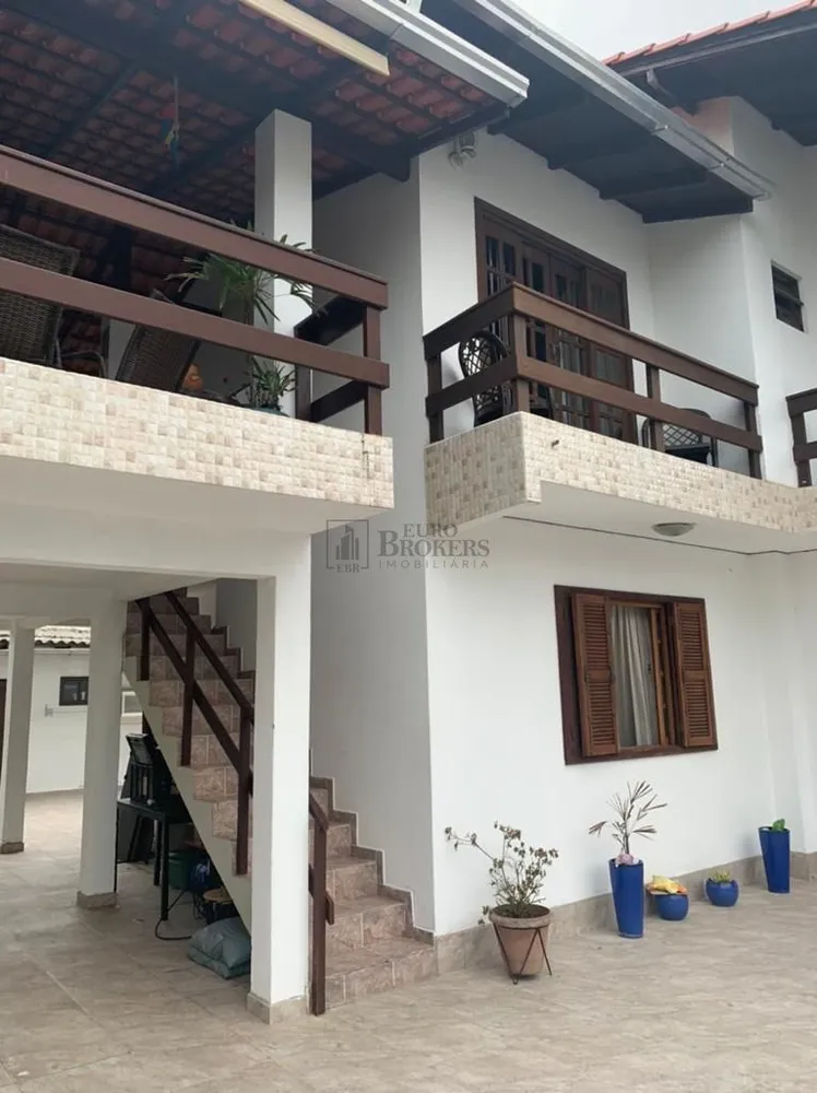 Casa, 8 quartos, 280 m² - Foto 9