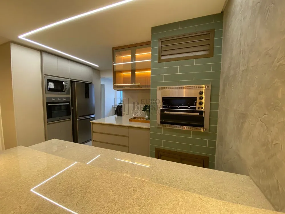 Apartamento, 3 quartos, 145 m² - Foto 2