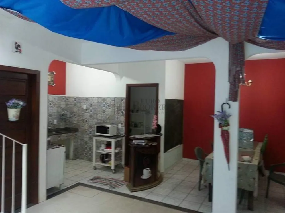 Casa, 7 quartos, 280 m² - Foto 1