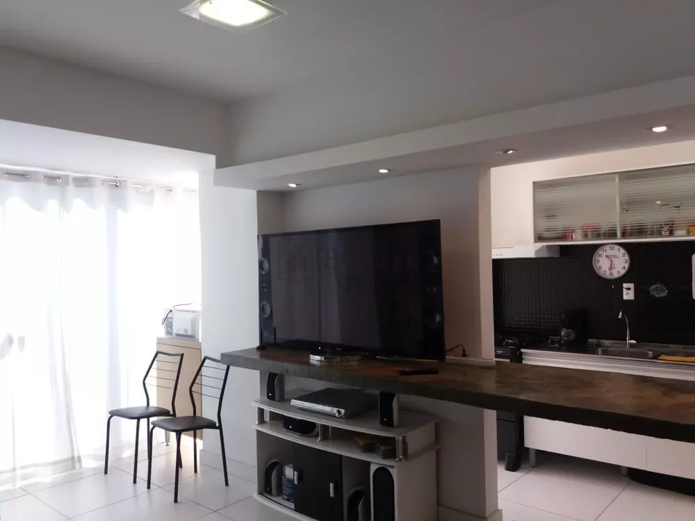 Apartamento à venda com 2 quartos, 126m² - Foto 2