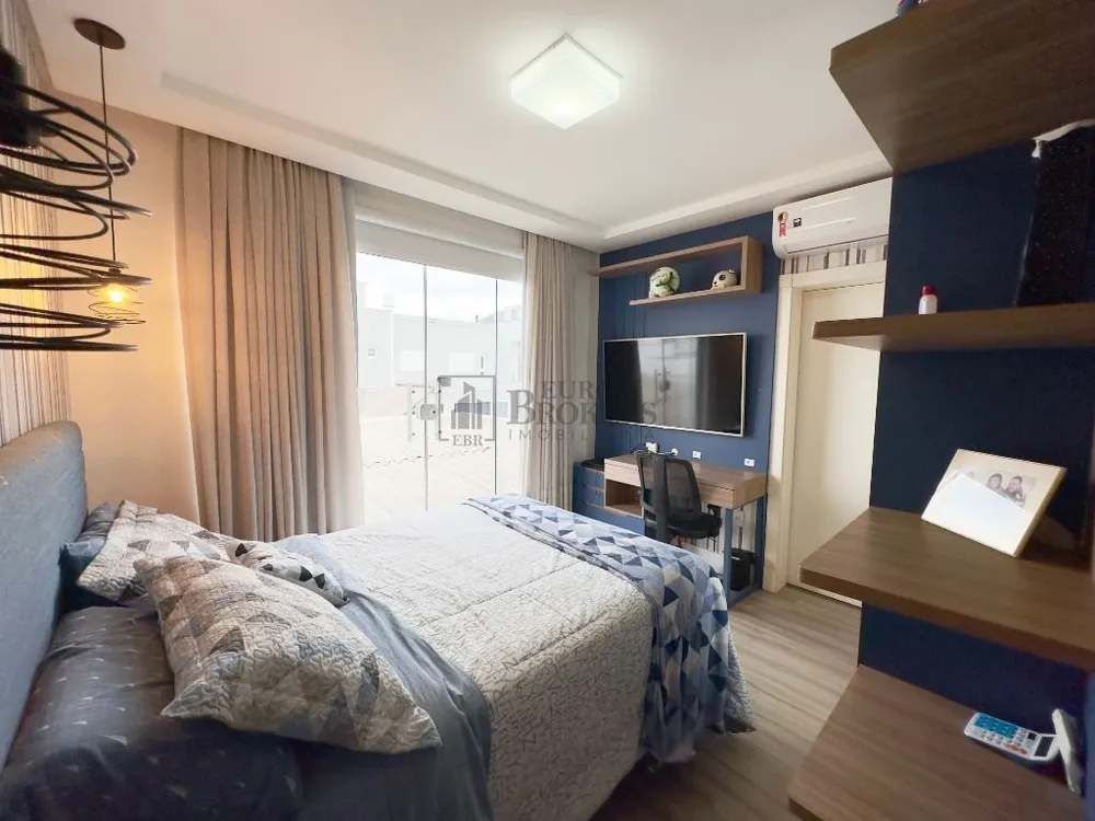 Casa, 4 quartos, 280 m² - Foto 2