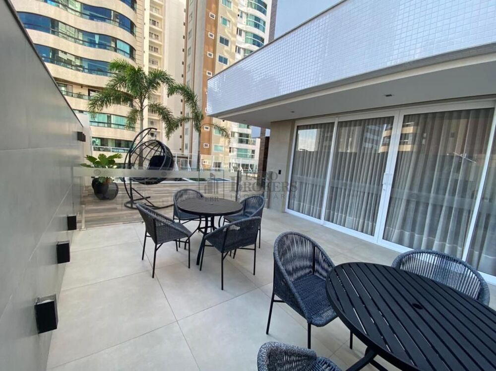 Apartamento, 3 quartos, 135 m² - Foto 2