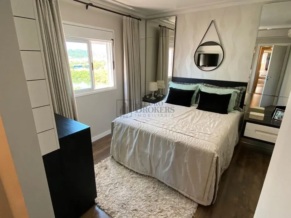 Apartamento, 3 quartos, 137 m² - Foto 2