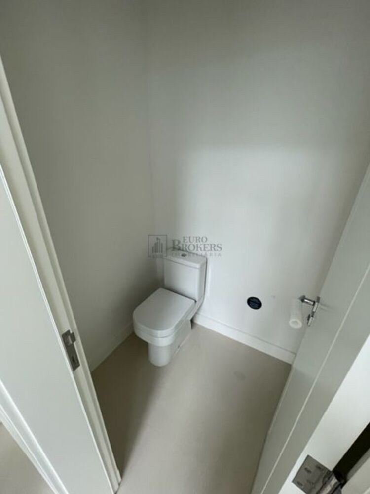 Cobertura à venda com 3 quartos, 240m² - Foto 6