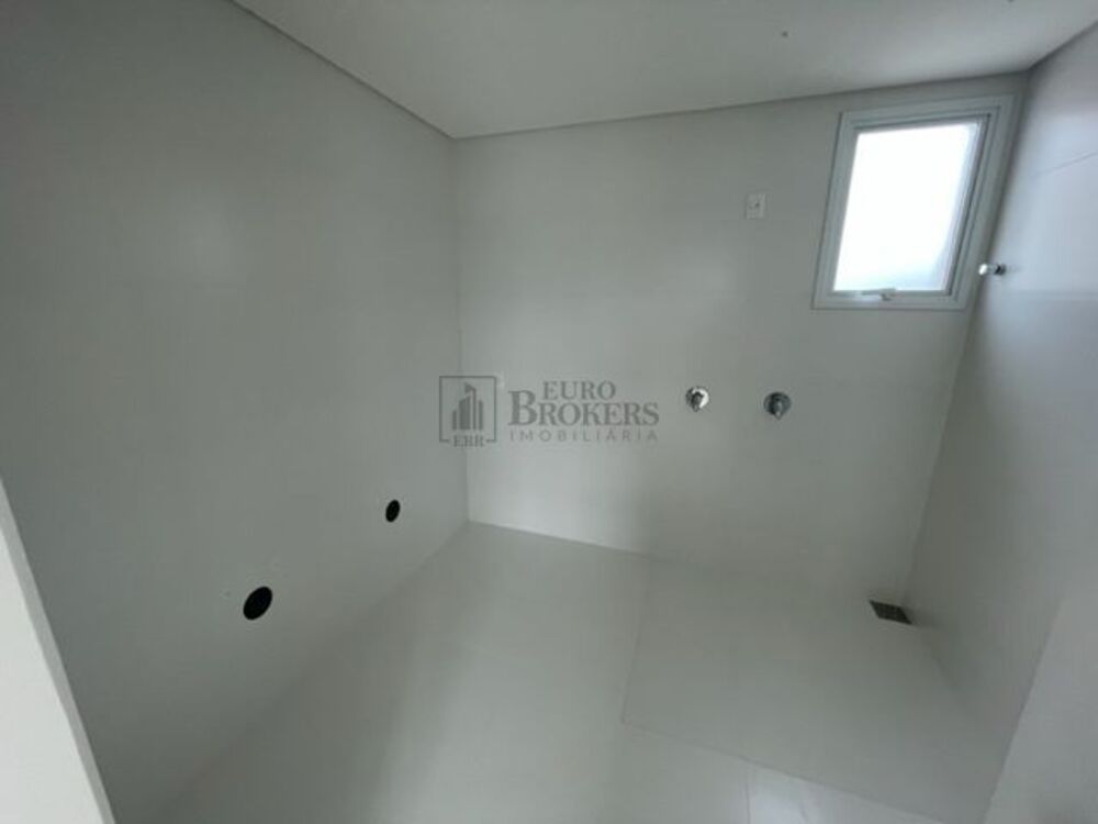 Cobertura à venda com 3 quartos, 240m² - Foto 5
