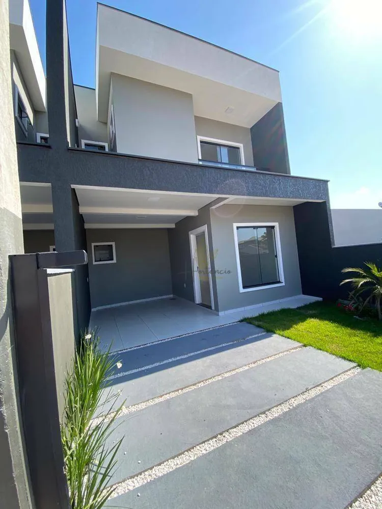 Casa, 3 quartos, 98 m² - Foto 1