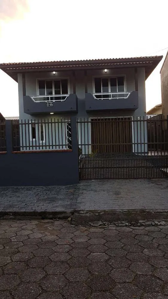 Casa, 4 quartos, 160 m² - Foto 1