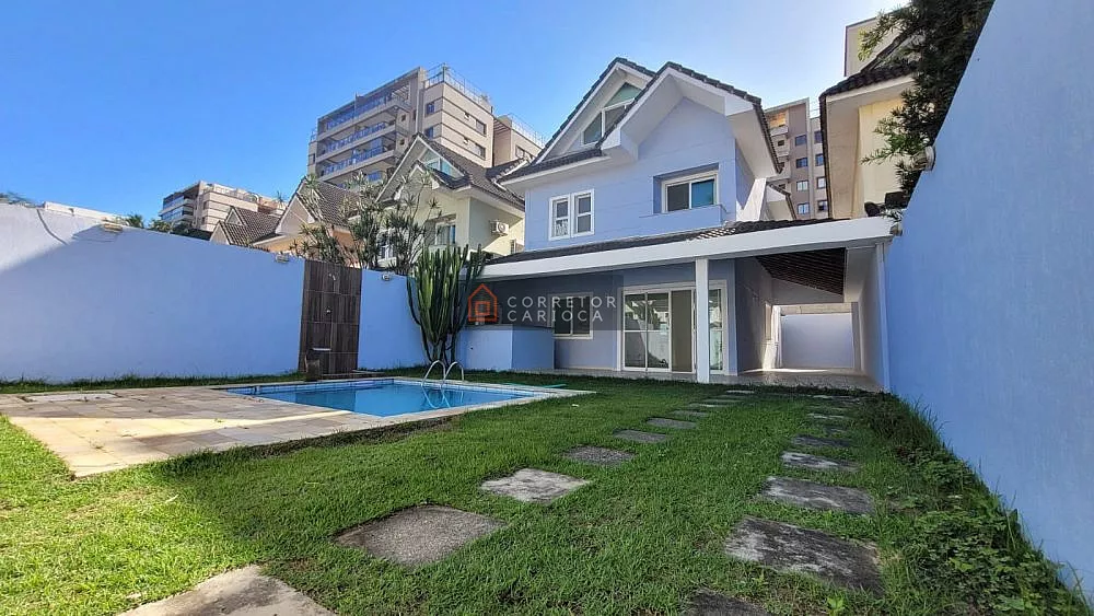 Casa, 4 quartos, 203 m² - Foto 1