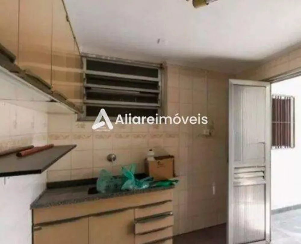 Casa à venda com 2 quartos, 147m² - Foto 5