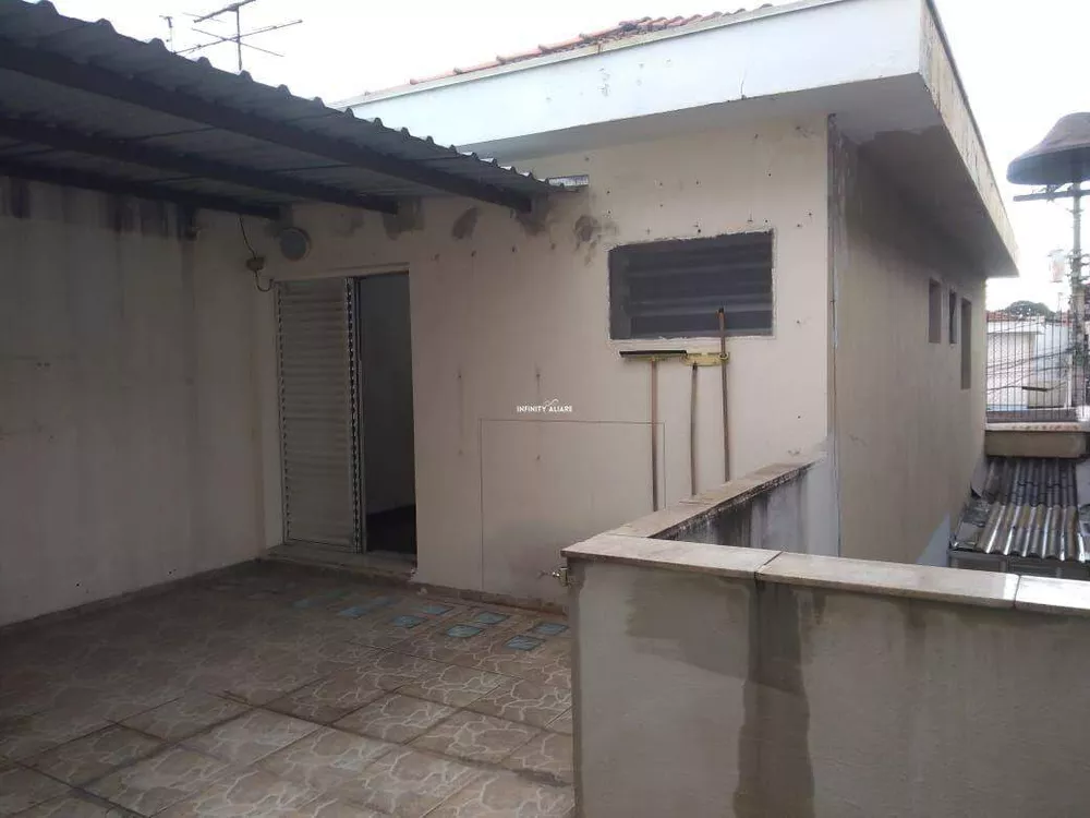 Casa à venda com 3 quartos, 150m² - Foto 2