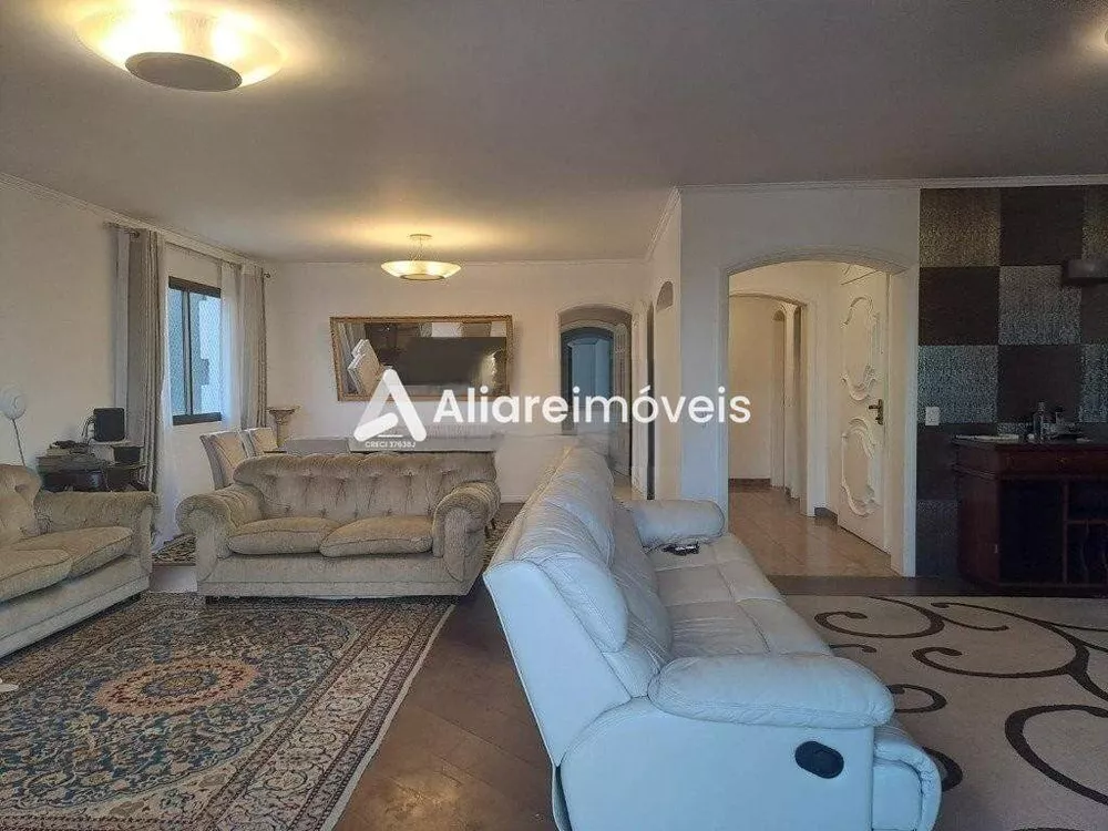 Apartamento à venda com 4 quartos, 250m² - Foto 4