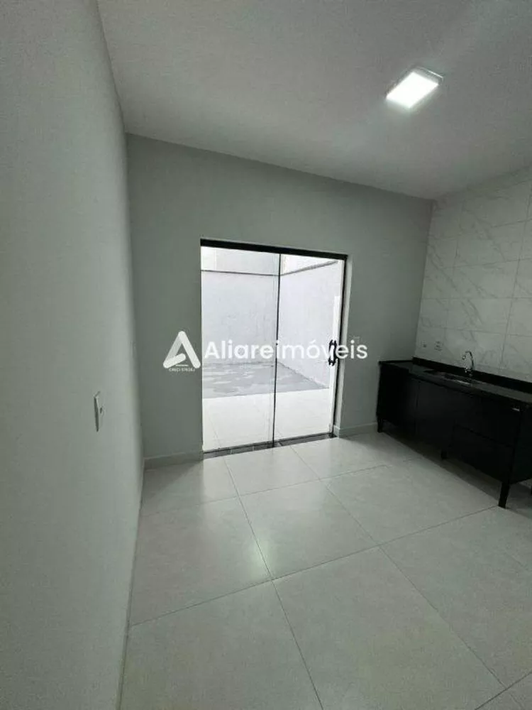 Casa para alugar com 2 quartos, 75m² - Foto 8