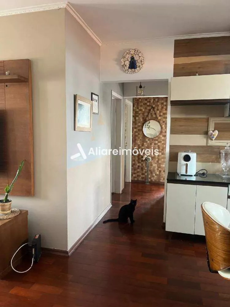 Apartamento à venda com 3 quartos, 84m² - Foto 4