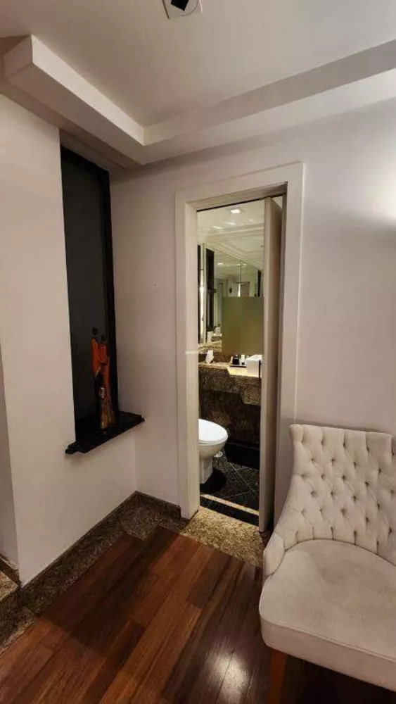 Apartamento à venda com 3 quartos, 168m² - Foto 4