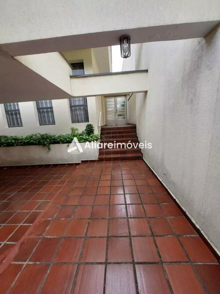 Casa para alugar com 3 quartos, 120m² - Foto 1