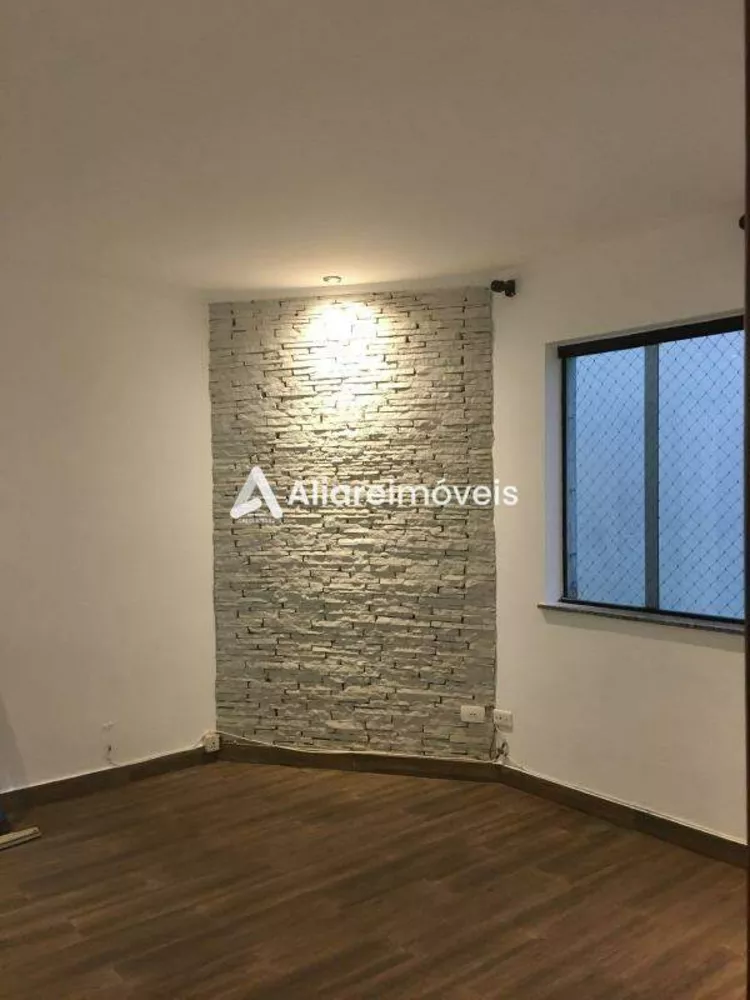 Casa para alugar com 2 quartos, 60m² - Foto 1