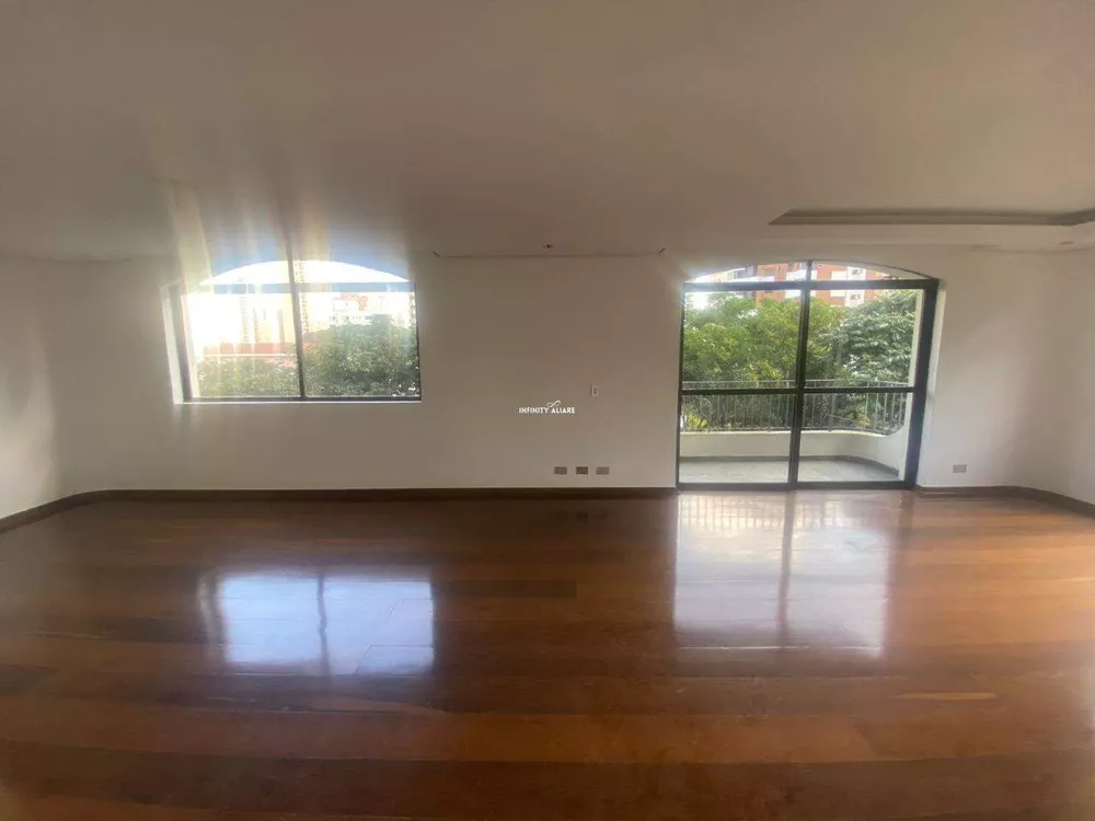 Apartamento à venda com 3 quartos, 190m² - Foto 3