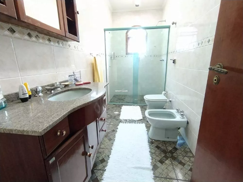 Casa à venda com 5 quartos, 360m² - Foto 8