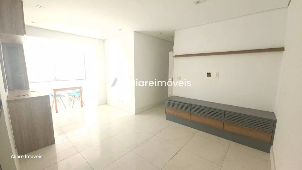 Apartamento à venda com 2 quartos, 60m² - Foto 3