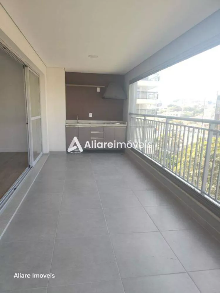 Apartamento à venda com 3 quartos, 116m² - Foto 1