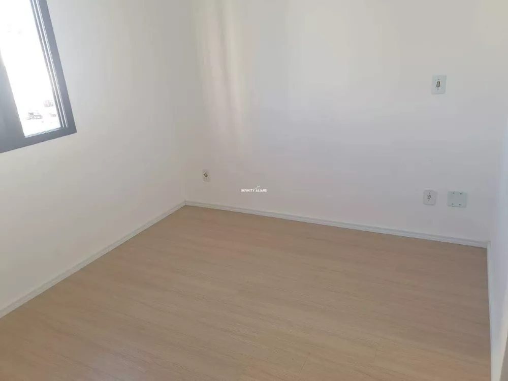 Apartamento à venda com 3 quartos, 70m² - Foto 8