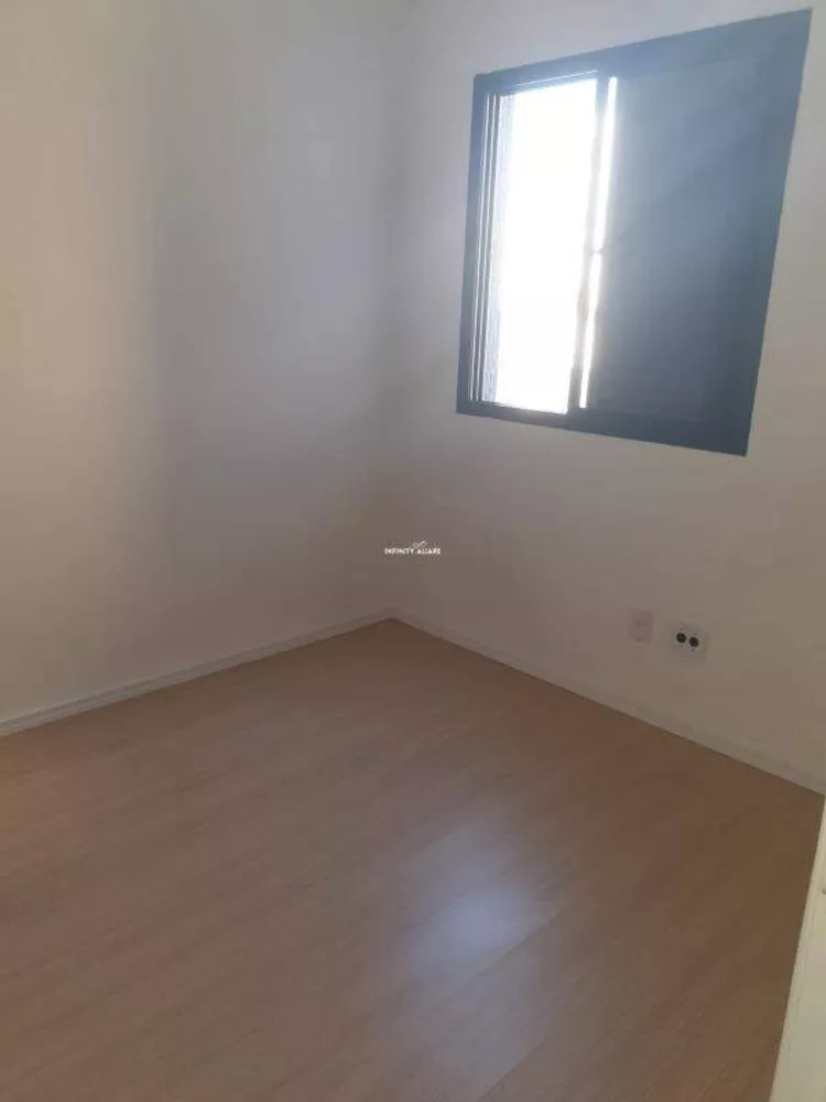 Apartamento à venda com 3 quartos, 70m² - Foto 11