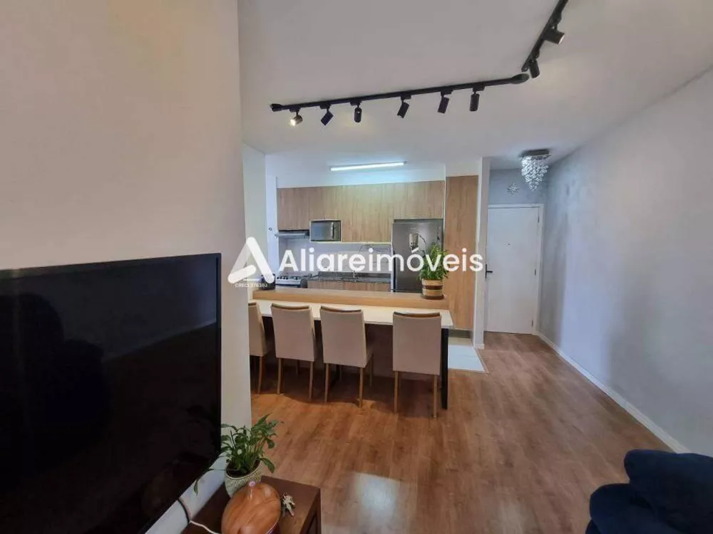 Apartamento à venda com 3 quartos, 79m² - Foto 3