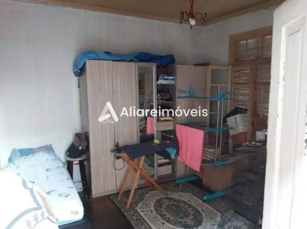 Casa à venda com 3 quartos, 210m² - Foto 7