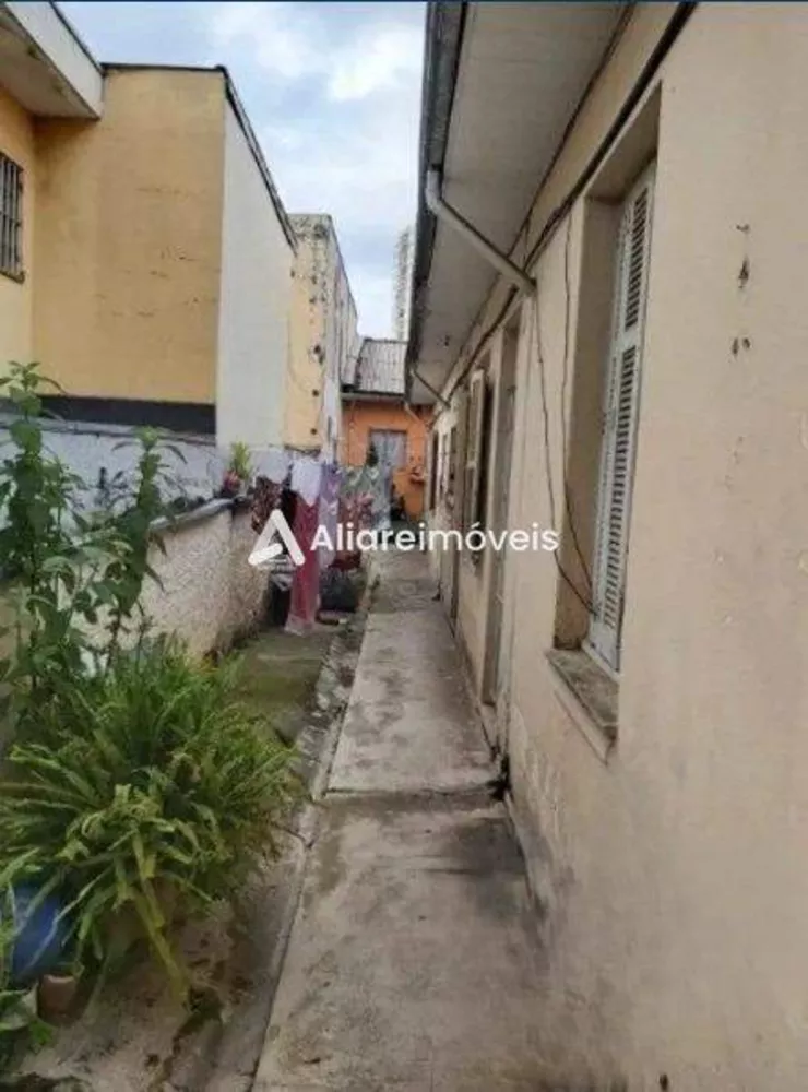 Casa à venda com 3 quartos, 210m² - Foto 2