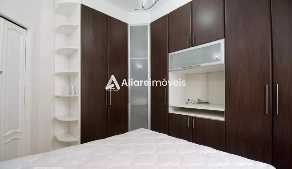 Apartamento à venda com 3 quartos, 70m² - Foto 2