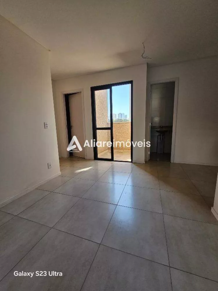 Apartamento à venda com 2 quartos, 41m² - Foto 3