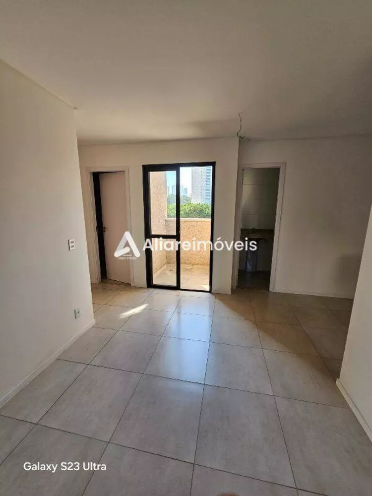 Apartamento à venda com 2 quartos, 41m² - Foto 1